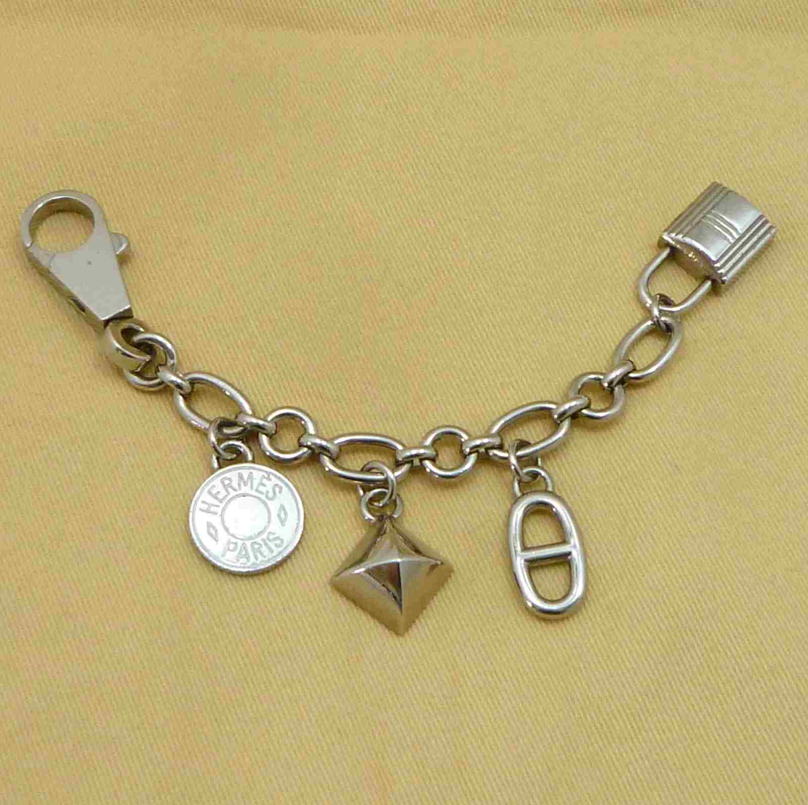 エルメス アミュレット4 カデナ シェーヌダンクル セリエ バッグチャーム シルバー - Image 2