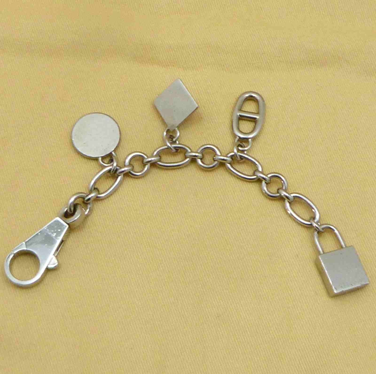 エルメス アミュレット4 カデナ シェーヌダンクル セリエ バッグチャーム シルバー - Image 3